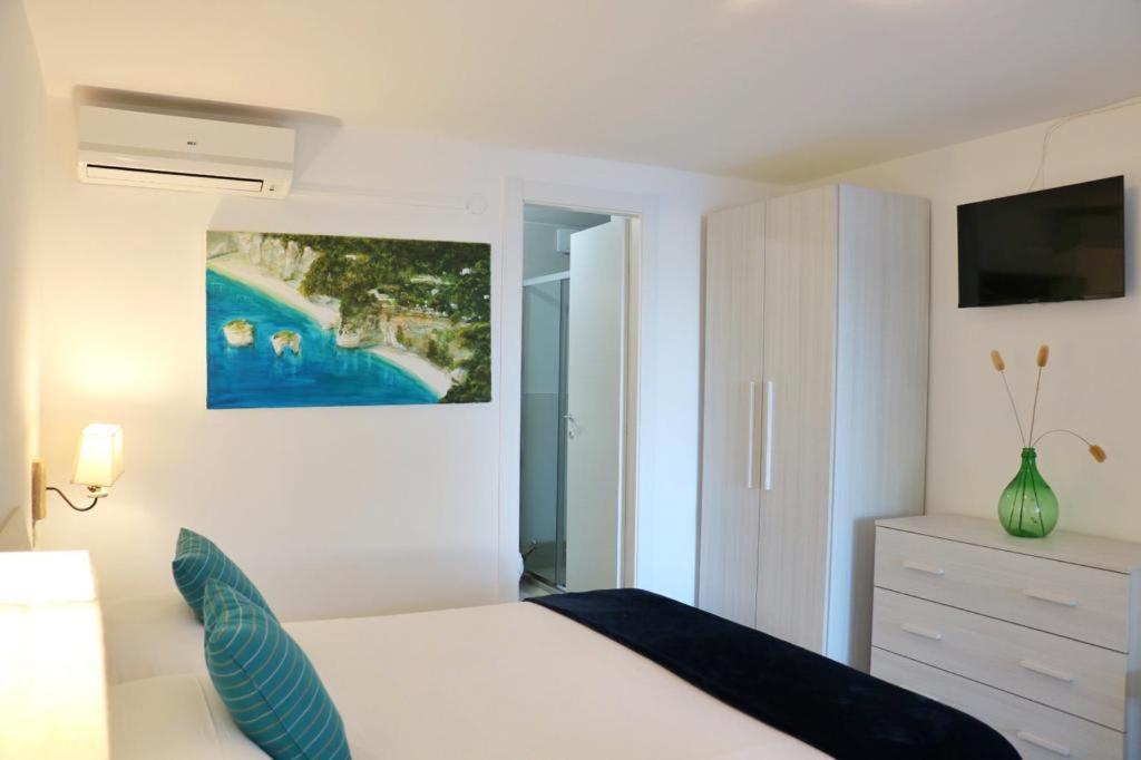 Albergo"Villa Biscotti" Peschici Exteriör bild