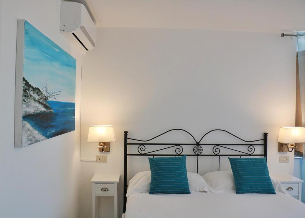 Albergo"Villa Biscotti" Peschici Exteriör bild